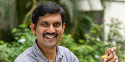 photo of Prof. Boomi Shankar 